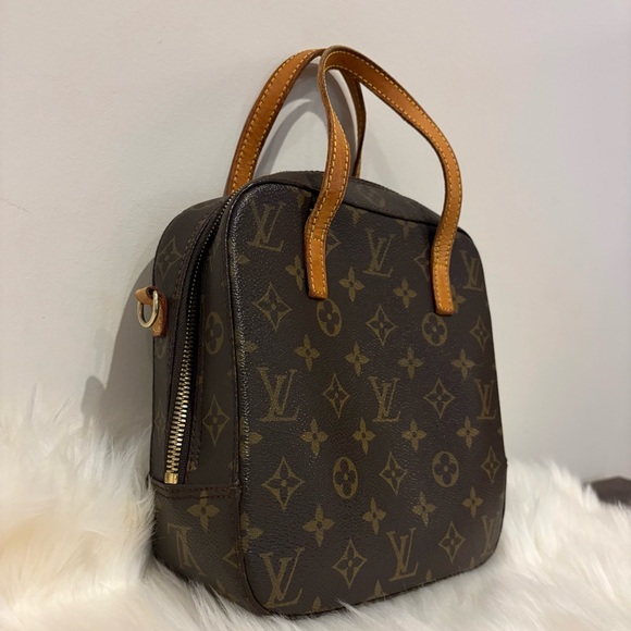 ✨LOUIS VUITTON✨ Authentic Monogram Spontini Crossbody 2 Way Strap With Dust Bag - Picture 4 of 17